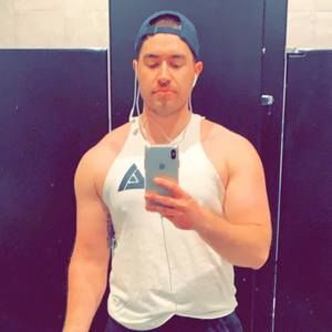 Meet your Posher, Aaron